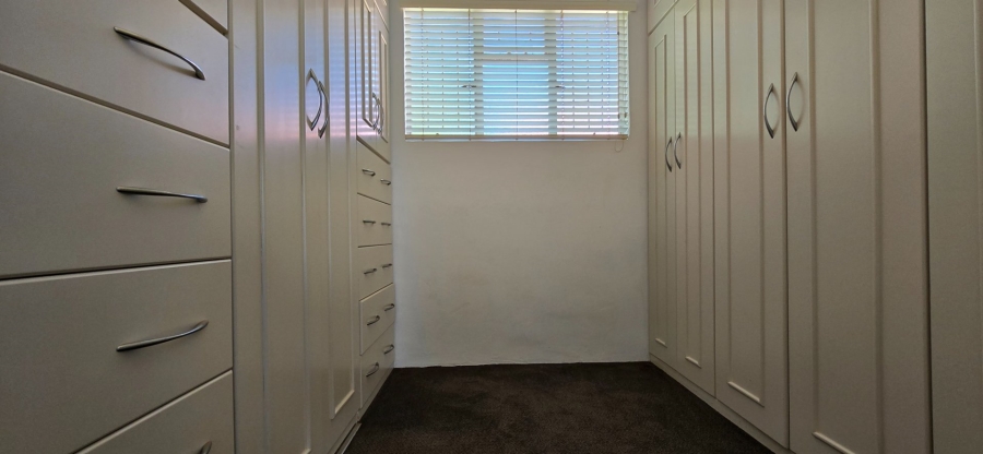 4 Bedroom Property for Sale in Doringkruin North West